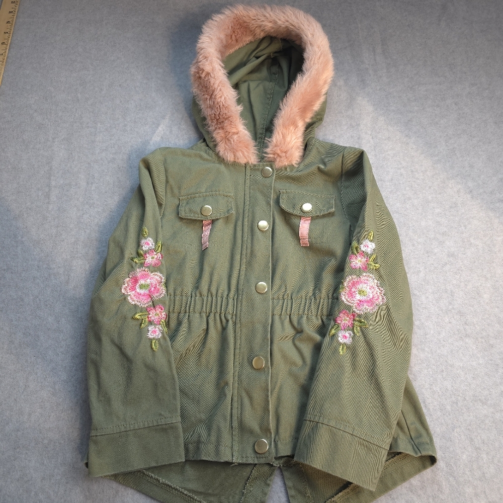Little Lass Girls Size 6 Green Floral Embroidered Jacket Faux Fur Trim
